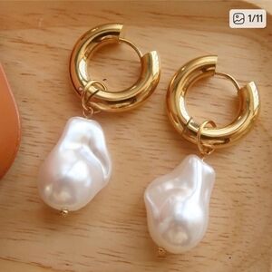 NEW 18K Gold Plated Fresh Water Baroque Pearl Drop Round Huggie Hoop Earrings